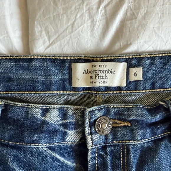 Y2K Abercrombie & Fitch Blue Distressed Mini Skirt - size 6 - Picture 3 of 8